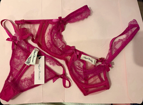 Agent provocateur willa - agent,